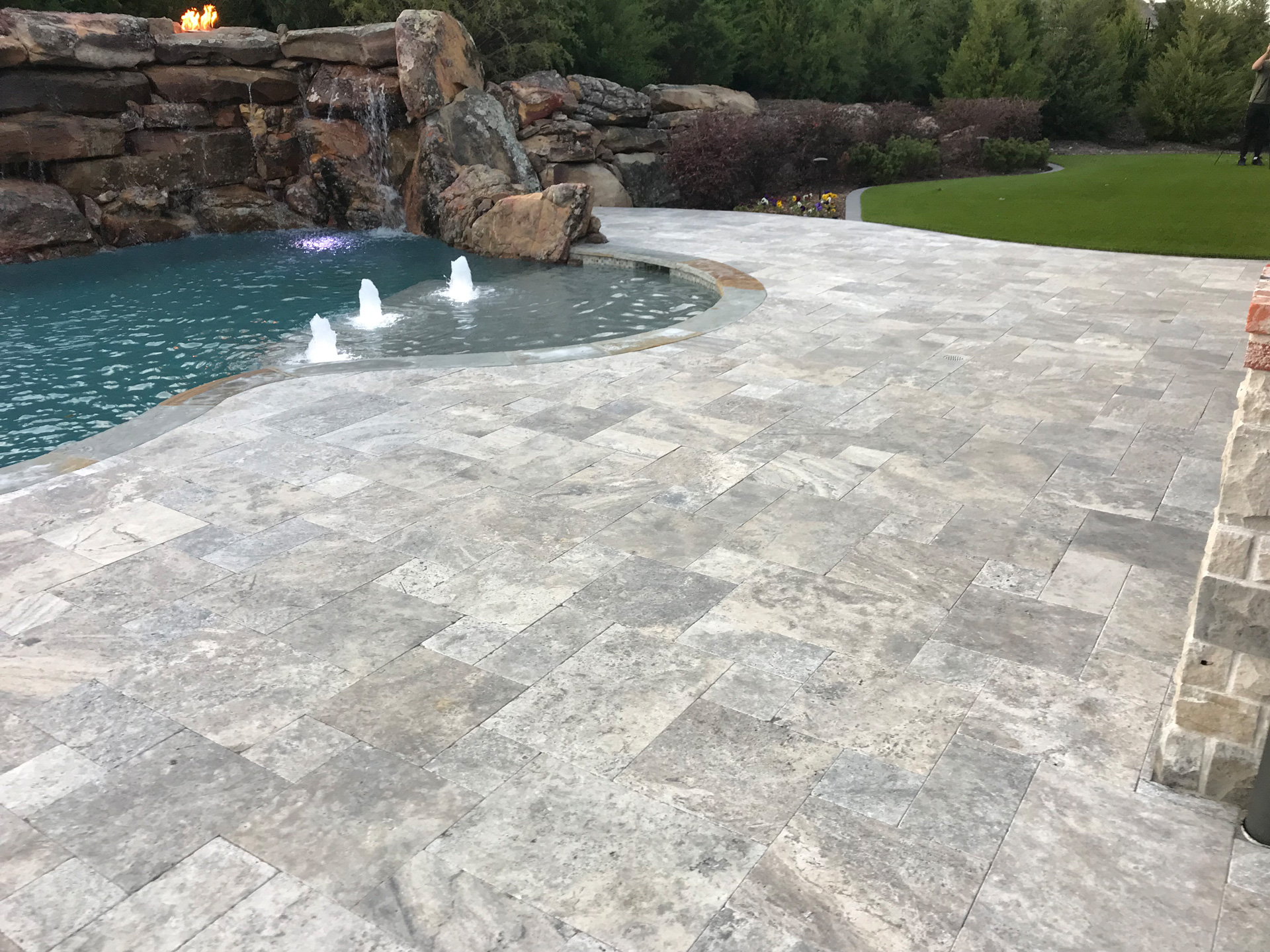 Image of a pool with patio next to it - Best patio contractor in dallas texas